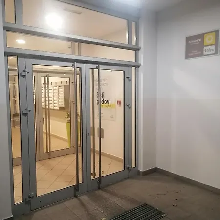 Belville, Suncokret 26 Appartement Belgrado